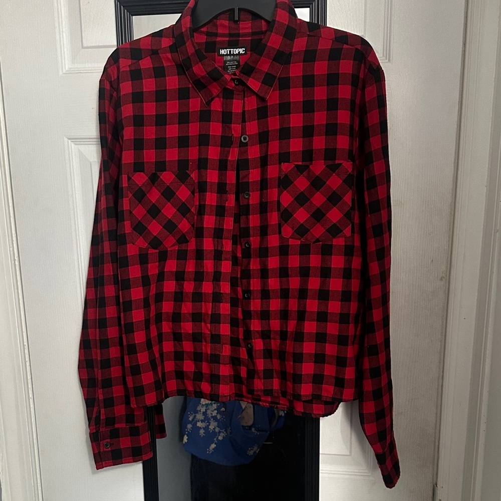 Hot Topic Red and Black Checkered Shirt